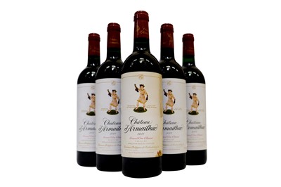 Lot 84 - Chateau d'Armailhac 2001