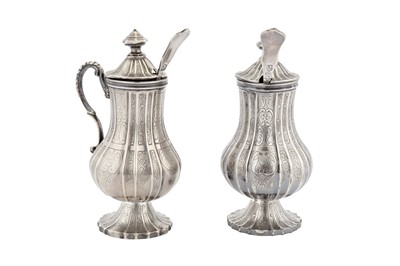 Lot 65 - A pair of late 19th century Dutch silver mustard pots with spoons, Groningen or Schoonhoven circa 1890