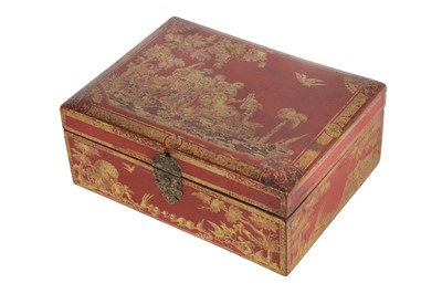 Lot 31 - AN 18TH CENTURY FRENCH RED JAPANNED LACQUER AND GILT BOX