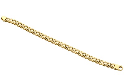 Lot 37 - A bi-coloured bracelet