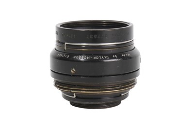 Lot 135 - A Taylor Taylor Hobson 35m f/2 Cooke Speed Panchro