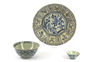 Lot 340 - A small collection of Chinese blue and white porcelain
