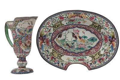 Lot 250 - A CHINESE FAMILLE ROSE CANTON ENAMEL BARBER'S BOWL AND WATER JUG.