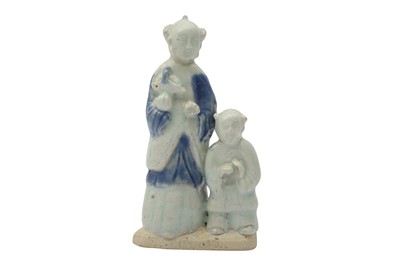 Lot 231 - A CHINESE PORCELAIN FIGURE GROUP