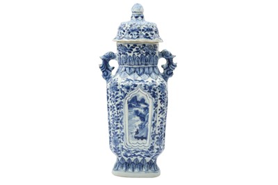 Lot 452 - A CHINESE BLUE AND WHITE VASE AND COVER.