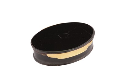 Lot 86 - A George I / II unmarked gold mounted tortoiseshell snuff box, English circa 1720-40