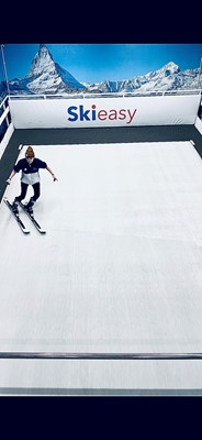 Lot 27 - Ski lesson for two at the indoor ski slope at Dukes Meadows