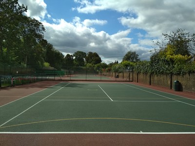 Lot 29 - Tennis lessons plus court usage at Will to Win, Chiswick House Grounds