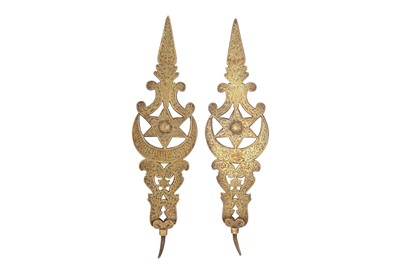 Lot 414 - A NEAR PAIR OF OTTOMAN BRASS STANDARD FINIALS