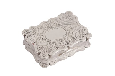 Lot 8 - A Victorian sterling silver vinaigrette, Birmingham 1858 by Nathaniel Mills