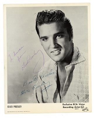 Lot 299 - Presley (Elvis)