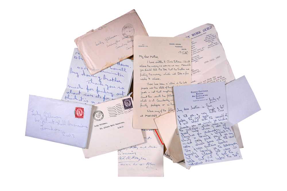 Lot 1043 - WW2 Interest & Social History