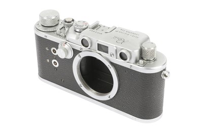 Lot 127 - A Reid & Sigrist III Rangefinder Camera Body