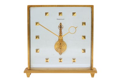 Lot 374 - A 1960s Swiss Jaeger Le Coultre Pendule Baguette 8 day inline table or desk clock