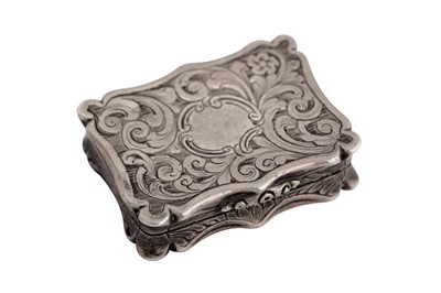 Lot 9 - A Victorian sterling silver vinaigrette, Birmingham 1842 by Nathaniel Mills