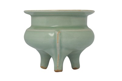 Lot 708 - A CHINESE CELADON-GLAZED INCENSE BURNER.