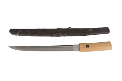 Lot 767 - A JAPANESE TANTO (SHORT SWORD).