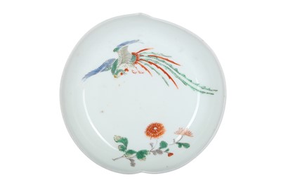 Lot 777 - A JAPANESE KAKIEMON STYLE DISH.
