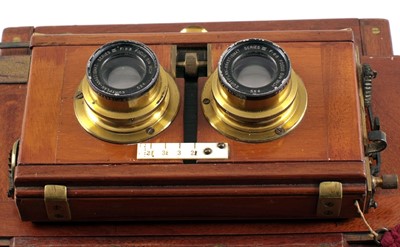 Lot 58 - Sands Hunter Half Plate Stereo Tailboard Camera