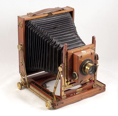 Lot 53 - A Good Thornton Pickard Triple Victor Half Plate Field Camera