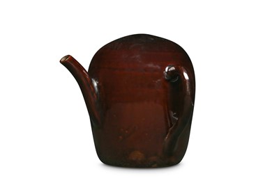 Lot 667 - A CHINESE BROWN-GLAZED CADOGAN TEAPOT.
