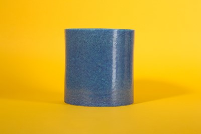 Lot 153 - A CHINESE ROBIN'S EGG-GLAZED BRUSHPOT, BITONG.