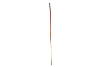 Lot 352 - λ A CHINESE RHINOCEROS HORN WALKING STICK.