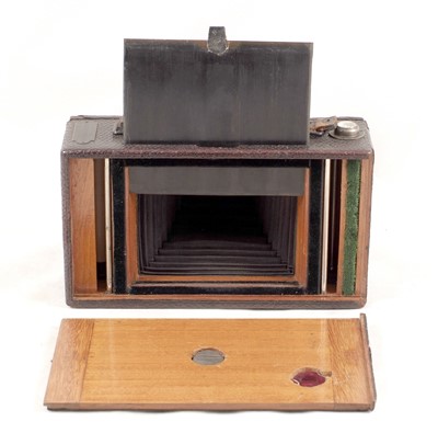 Lot 28 - A Rare Rietzschel Clack Combined Roll Film/Plate Camera