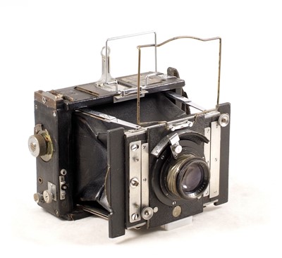 Lot 33 - Peeling & Van Neck VN Press Camera Outfit with 3 Ross Lenses
