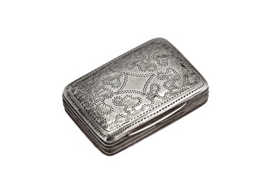 Lot 6 - A George III sterling silver vinaigrette, Birmingham 1826 by Thomas Freeman