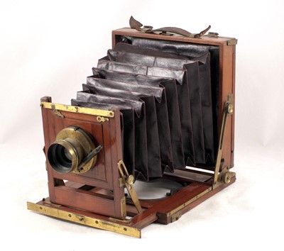 Lot 49 - The 'ETAH' Half Plate Wood & Mahogany Field Camera