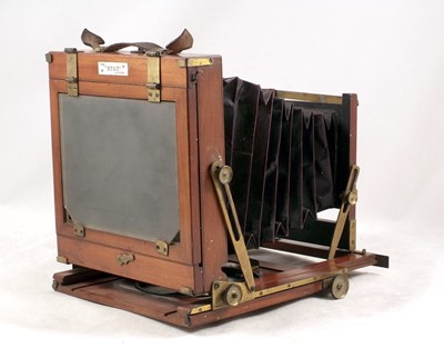 Lot 49 - The 'ETAH' Half Plate Wood & Mahogany Field Camera