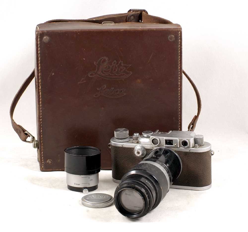 Lot 89 - A Chrome Leica IIIb Rangefinder Camera