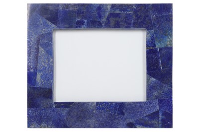 Lot 304 - A MODERN LAPIS LAZULI VENEERED PHOTOGRAPH FRAME