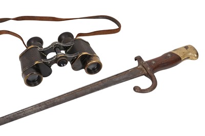 Lot 107 - A PAIR OF EARLY 20TH CENTURY CARL ZEISS JENA BINOCULARS
