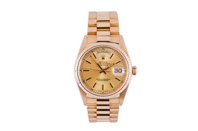 Lot 48 - ROLEX.