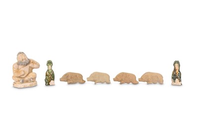 Lot 638 - A SMALL COLLECTION OF POTTERY FIGURES.