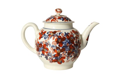 Lot 144 - A WORCESTER BLUE AND WHITE PORCELAIN TEAPOT AND COVER, 18TH CENTURY