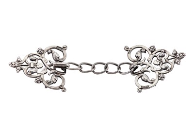 Lot 50 - A Victorian sterling silver nurse’s buckle, Chester 1897 by King & Sons