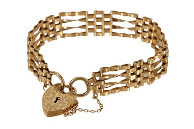 Lot 51 - A GOLD GATE-LINK BRACELET