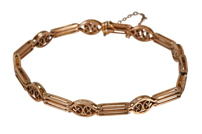 Lot 54 - A FANCY-LINK BRACELET