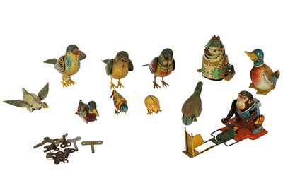 Lot 90 - A 1950'S KOHLER GNK TIN PLATE SINGING BIRD