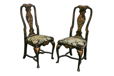 Lot 82 - A PAIR OF QUEEN ANNE STYLE JAPANNED SIDE CHAIRS, EARLY 20TH CENTURY