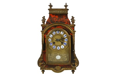 Lot 178 - A LATE 19TH CENTURY FRENCH REGENCE STYLE TORTOISESHELL AND GILT BRONZE MANTEL CLOCK