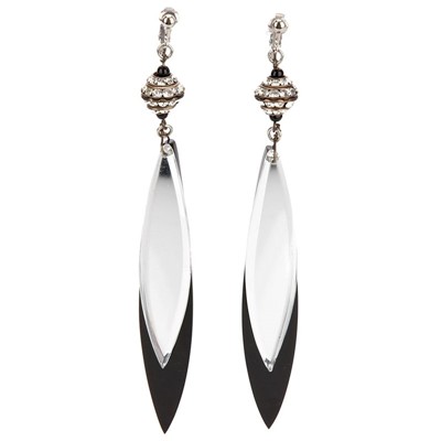 Lot 82 - Vintage Black Teardrop Clip On Earrings CIRCA 1970's