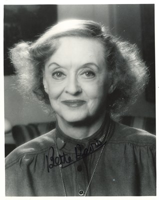 Lot 1486 - Davis (Bette)