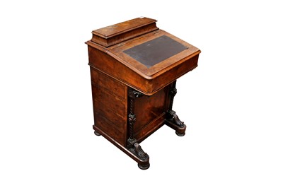 Lot 28 - A VICTORIAN WALNUT  DAVENPORT