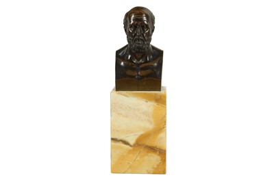 Lot 135 - A MID 19TH CENTURY GRAND TOUR BRONZE BUST OF ARISTOTLE
