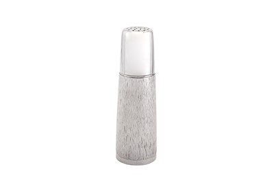 Lot 279 - An Elizabeth II sterling silver modernist sugar caster, London 1972 by Gerald Benney