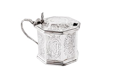 Lot 467 - A Victorian sterling silver mustard pot, London 1852 by George John Richards